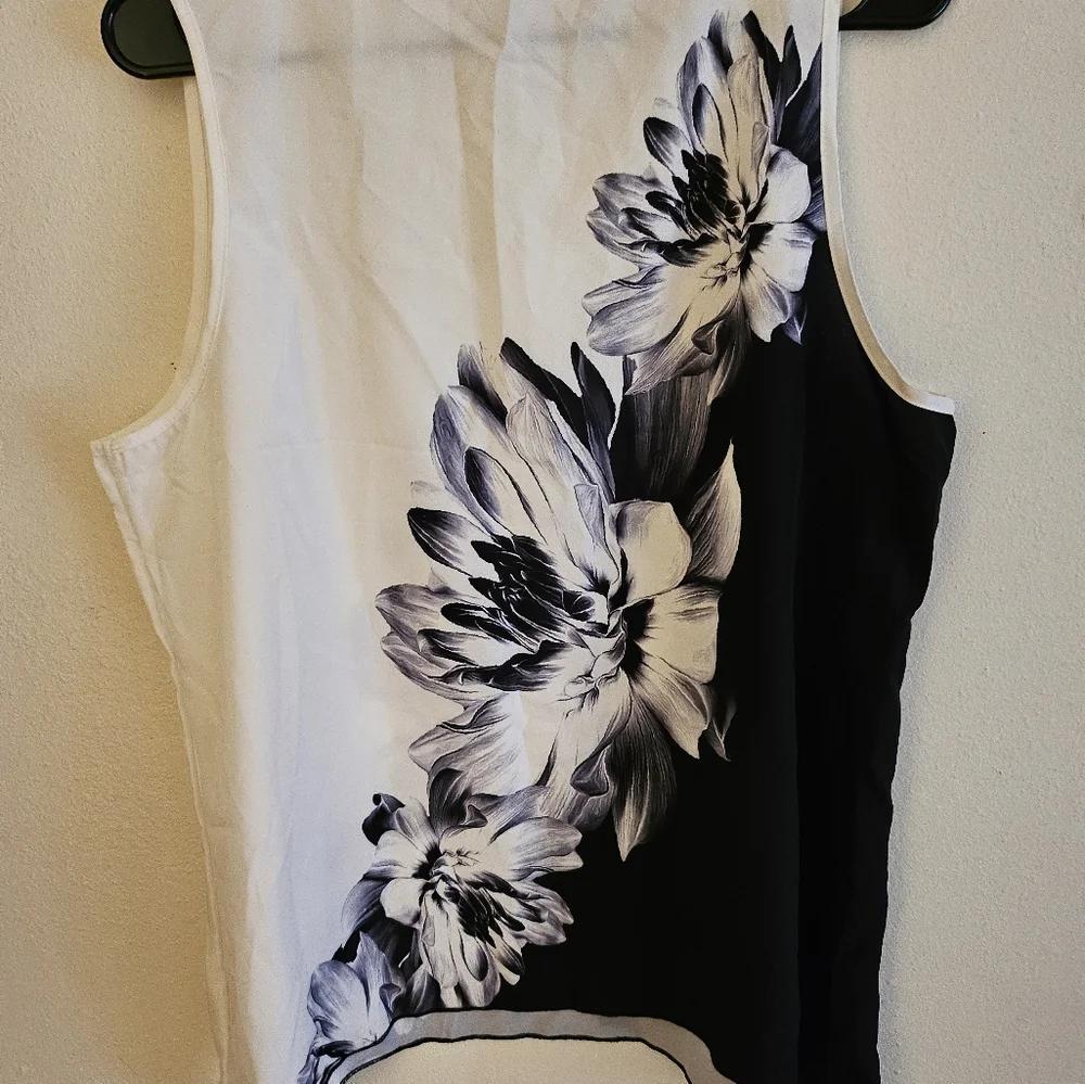 Matching Set - Picture 2 of 3